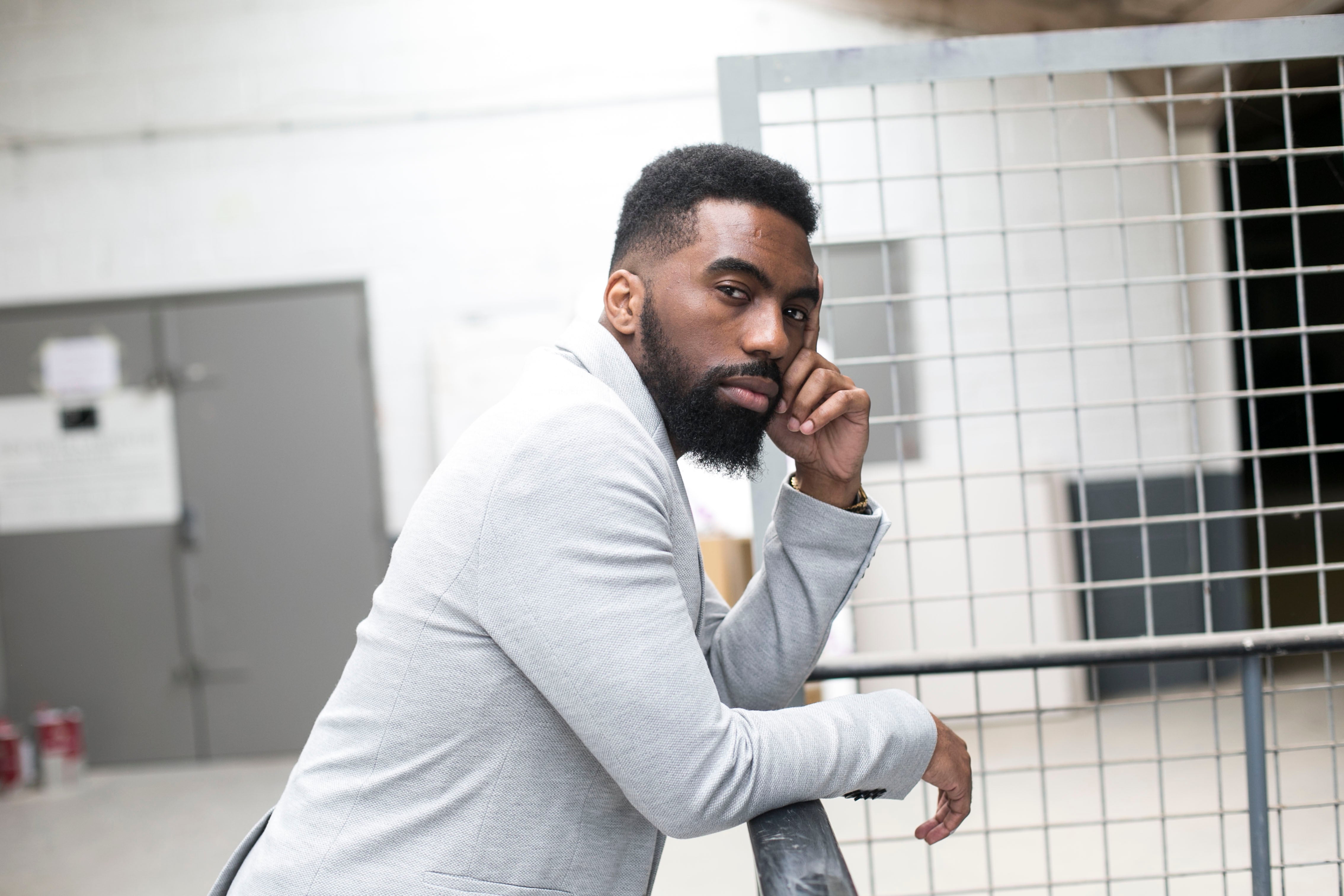 How Aaron Maintains A Fuller Beard and Healthy Hair